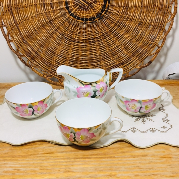 Antique, 1920s-30s Noritake, 4 items.Hard to find.